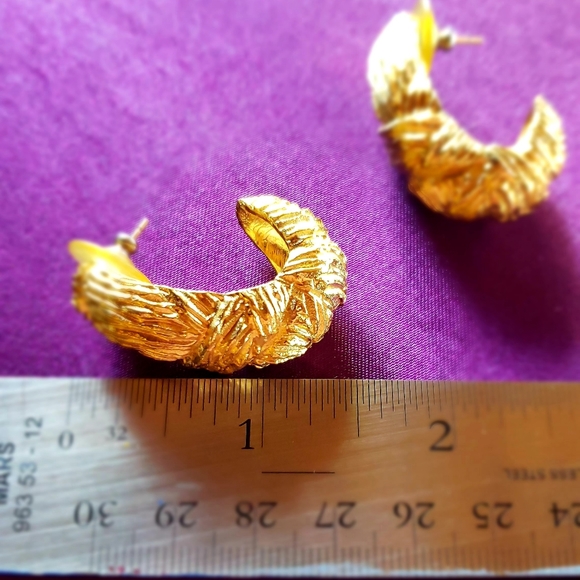 VTG GIVENCHY Statement J-Hoop Earrings - Gold Plate - EVC - Picture 7 of 9